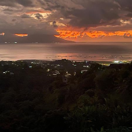 Tahitininalodge 1 Fa'a'ā Extérieur photo